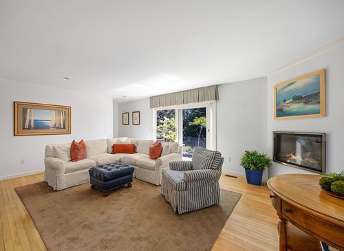 apt-g-24 Captain Berties Way, Provincetown, MA, 02657-1396 | Card Image