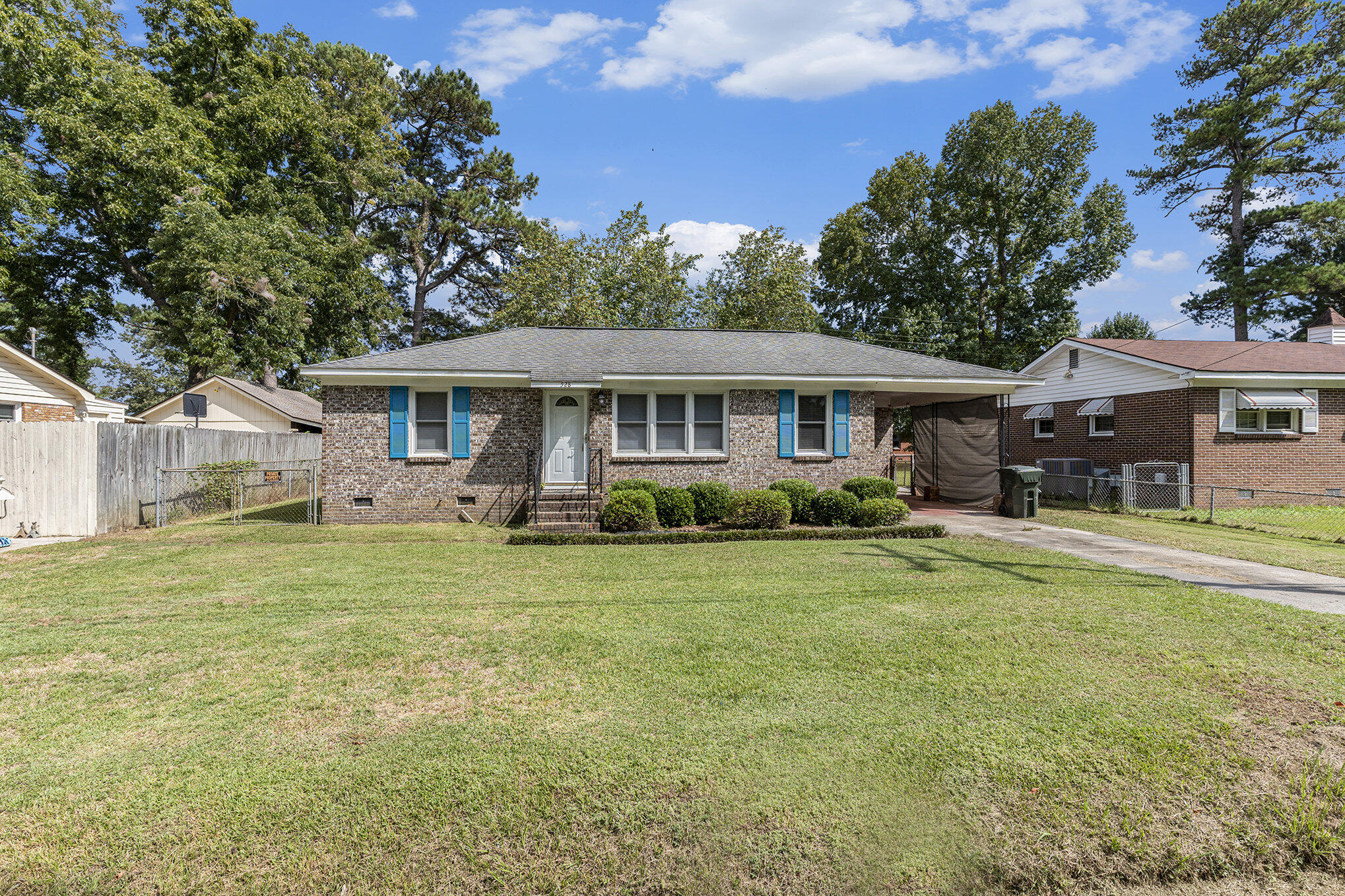Amy Dr, Goose Creek, SC 29445