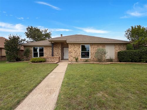 1415 Petunia Dr, Allen, TX, 75002-4422 | Card Image