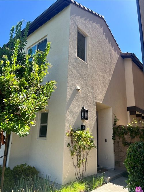 105 Elkhorn, Irvine, CA, 92618-8891 | Card Image