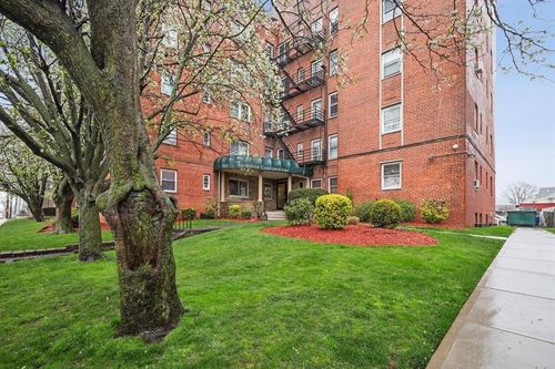 apt-1d-210 Woodcliff Ave, North Bergen, NJ, 07047-6155 | Card Image