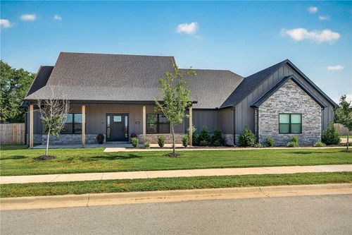1900 Strong Ave, Pea Ridge, AR, 72751-3225 | Card Image