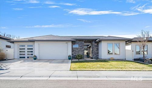 4601 E Copper Point Dr, Meridian, ID, 83642-5737 | Card Image