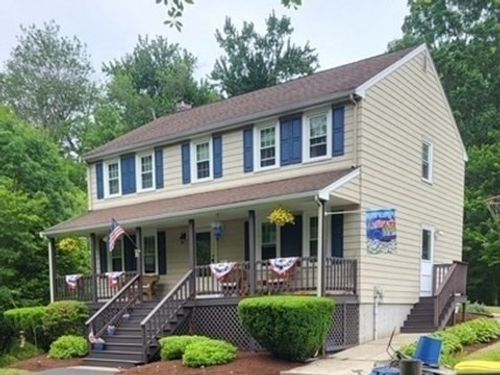 18 Macrae Dr, East Bridgewater, MA, 02333-1452 | Card Image