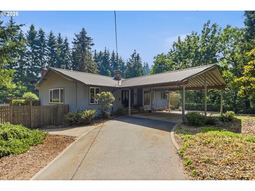 19720 S Hinkle Rd, Oregon City, OR, 97045-8810 | Card Image