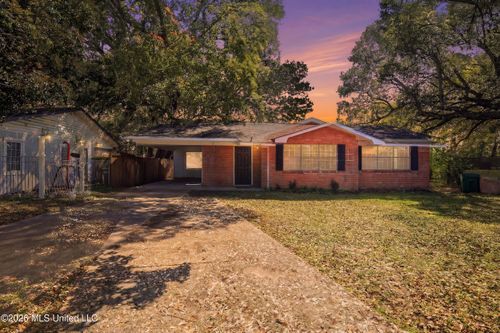 16205 Seville Ct, Biloxi, MS, 39532-3899 | Card Image