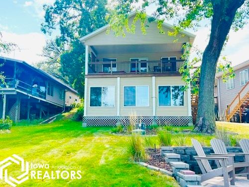 174 Center Point Dr, Montezuma, IA, 50171 | Card Image