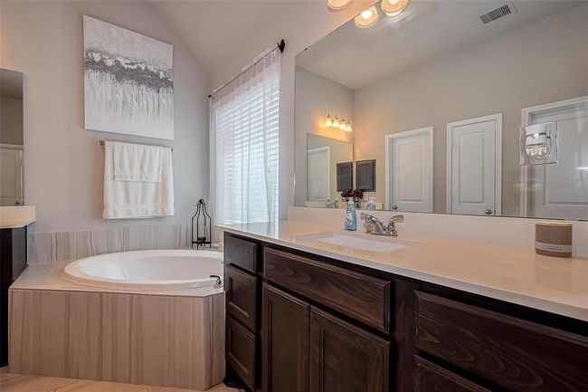 20010 Silver Mesia Cir, House other with 4 bedrooms, 3 bathrooms and 2 parking in Cypress TX | Image 37