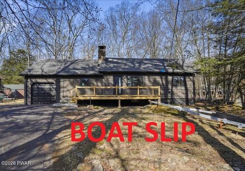 19 Lakeview Dr, Lakeville, PA, 18438-3012 | Card Image