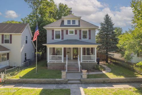 207 S Roane St, Webb City, MO, 64870-2144 | Card Image