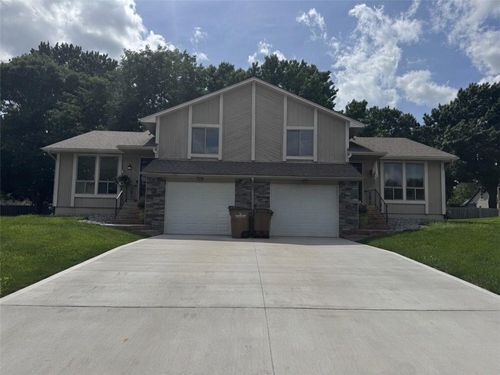 304 N Rice St, RAYMORE, MO, 64083-9107 | Card Image