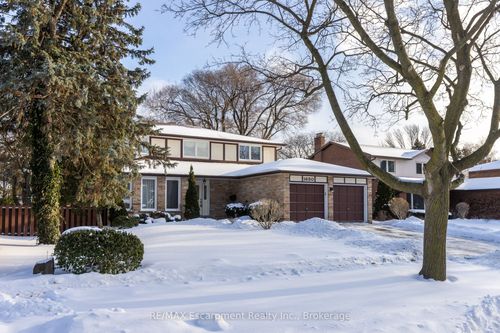 1680 Howat Cres, Mississauga, ON, L5J4G5 | Card Image