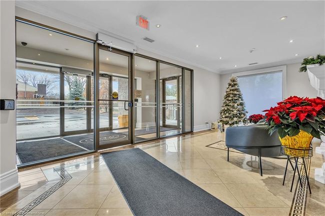 502 - 223 Erb St W, House attached with 2 bedrooms, 2 bathrooms and 1 parking in Waterloo ON | Image 31