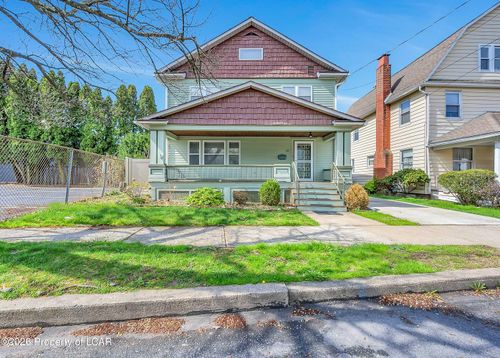 22 W Pettebone St, Forty Fort, PA, 18704-3926 | Card Image