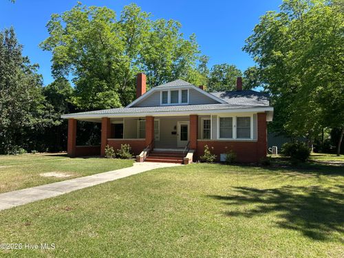 330 Mcrae St, Laurinburg, NC, 28352-4130 | Card Image