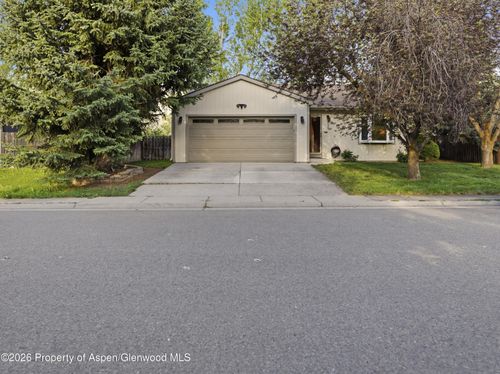 39 Coyote Circle, Carbondale, CO, 81623 | Card Image