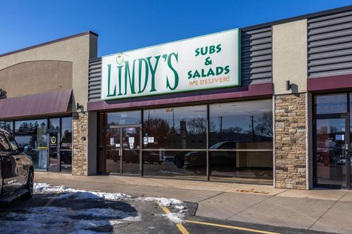 225 Sand Lake Road, ONALASKA, WI, 54650 | Card Image