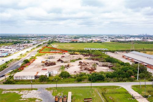 01 Agnes St, Corpus Christi, TX, 78405 | Card Image