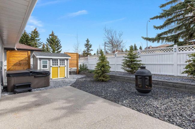 81 Country Hills Close Nw, Home with 4 bedrooms, 3 bathrooms and 4 parking in Calgary AB | Image 46