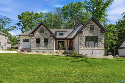 60 Trail Loop Rd Se, Huntsville, AL, 35803-3853 | Card Image