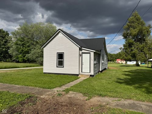 707 N Water St, Hillsboro, IN, 47949-8094 | Card Image