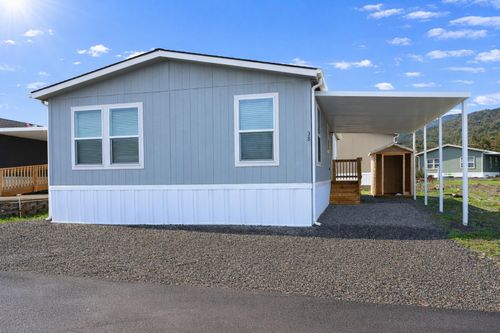 38-1 Corral Ln, Ashland, OR, 97520-9611 | Card Image