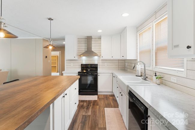 1019 E Calvin Edney Rd, House other with 3 bedrooms, 2 bathrooms and null parking in Mars Hill NC | Image 13