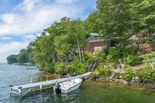 178 Rattlesnake Is, Alton Bay, NH, 03810-4082 | Card Image