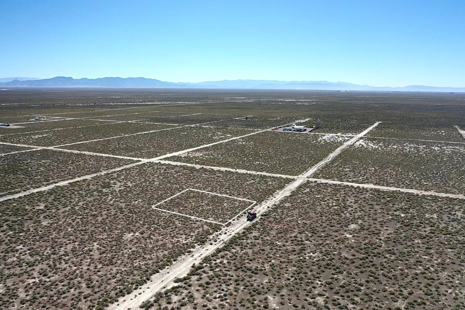 Land in Beryl 5
