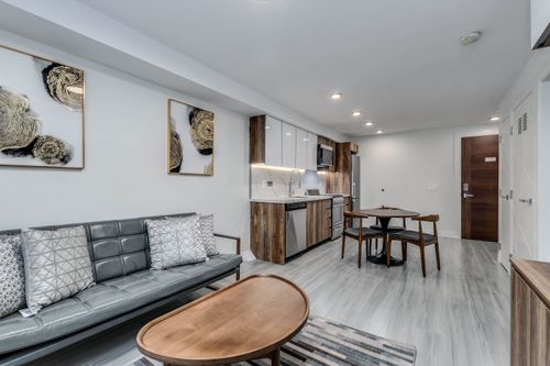 102-1168 Pendrell St, Vancouver, BC, V6E1L4 | Card Image