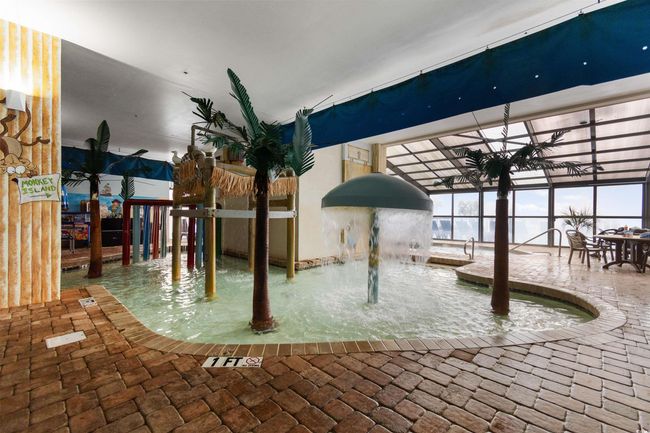 View of patio | Image 31