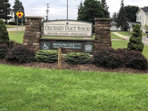 219 Cleveland Ave, Owosso, MI, 48867-1381 | Card Image