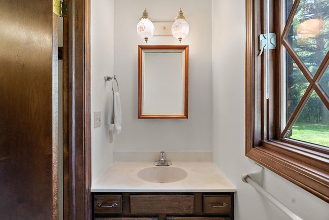 Main Level powder room. | Image 16