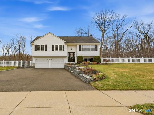 59 Wood Ter, East Haven, CT, 06513-1308 | Card Image