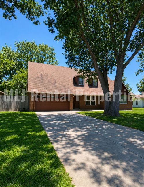5881 S Irvington Avenue, Tulsa, OK, 74135 | Card Image