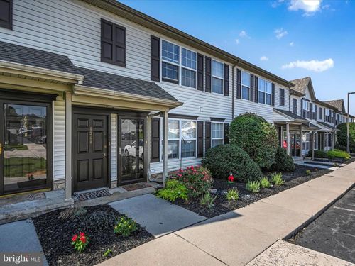 436 Buttonwood Ln, YORK, PA, 17406-9056 | Card Image