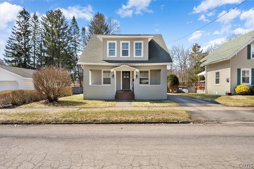 305 Graham St, Herkimer, NY, 13350-2139 | Card Image