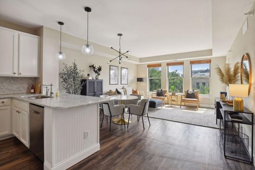 apt-405-575 N 1st St, Minneapolis, MN, 55401-4303 | Card Image