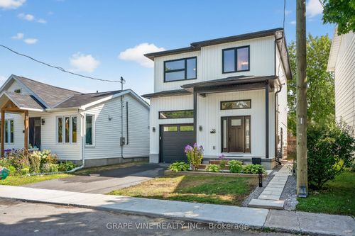 36 1st Ave, Russell, ON, K4R | Card Image