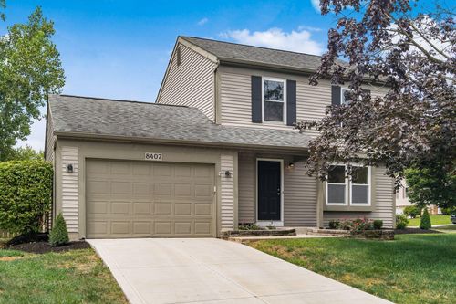8407 Covered Wagon Ct, Powell, OH, 43065-9563 | Card Image