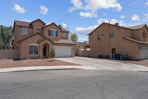 5228 Giallo Vista Ct, North Las Vegas, NV, 89031-3616 | Card Image