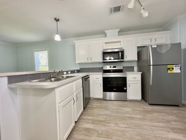 Brand New Stainless Steel Appliances | Image 17
