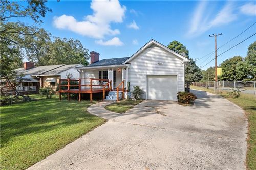 445 E Devonshire St, Winston Salem, NC, 27127-3121 | Card Image