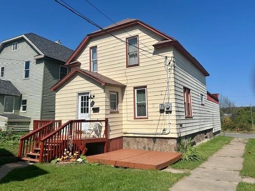 1319 E 13th St, Hibbing, MN, 55746-1257 | Card Image