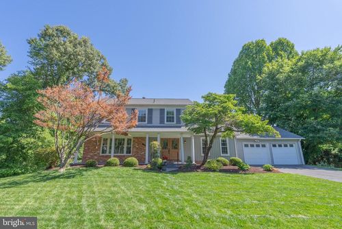 8231 Inverness Hollow Ter, ROCKVILLE, MD, 20854-2726 | Card Image