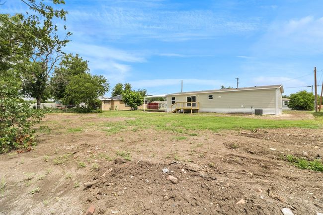 707 W 8 Th St, House other with 4 bedrooms, 2 bathrooms and 2 parking in Coleman TX | Image 25