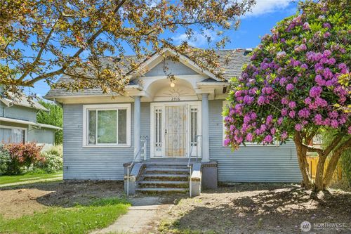 2916 18th Ave S, Seattle, WA, 98144-5810 | Card Image