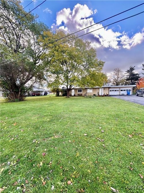 1974 W Genesee Street Rd, Auburn, NY, 13021-9412 | Card Image