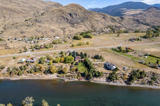 1077 Us Highway 89 S, House other with 3 bedrooms, 3 bathrooms and null parking in Gardiner MT | Image 68