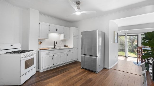 4300 Bristol St, Townhouse with 2 bedrooms, 1 bathrooms and null parking in Pittsburgh PA | Image 12
